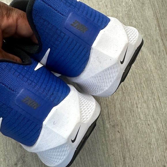 Nike Royal Blue and Black Athletic Sneakers NIKE
M ZOOM PEGASUS 39 - Picture 6 of 7